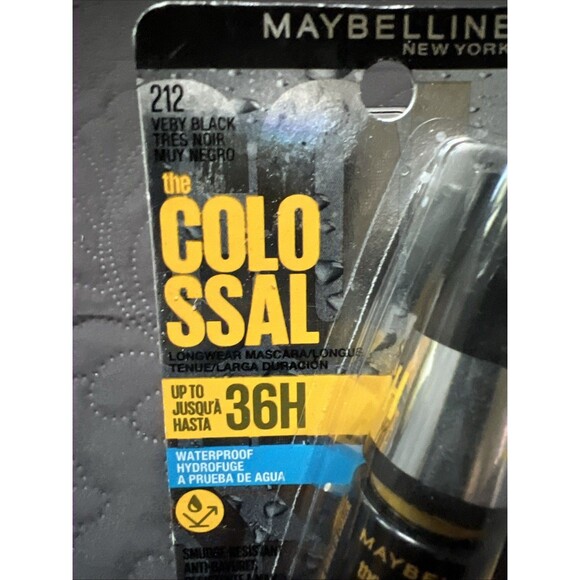 Maybelline Colossal Mascara Up To 36 Hour Waterproof #212 Very Black Eyes Makeup - Picture 3 of 14